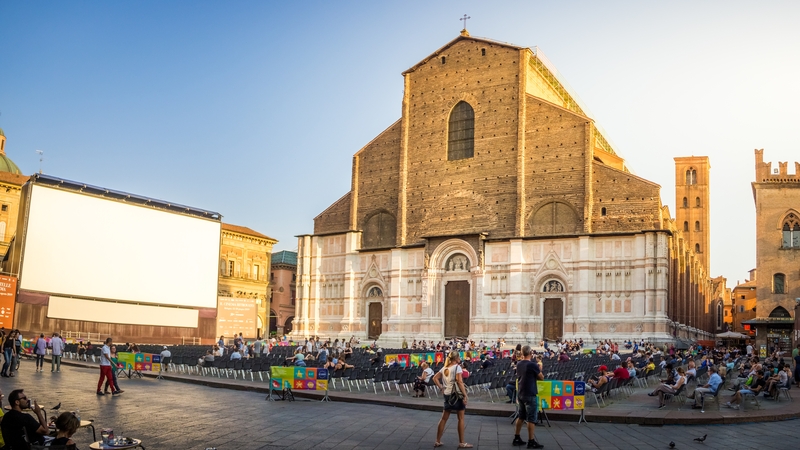 Piazza Maggiore Cinema Ritrovato Bologna
